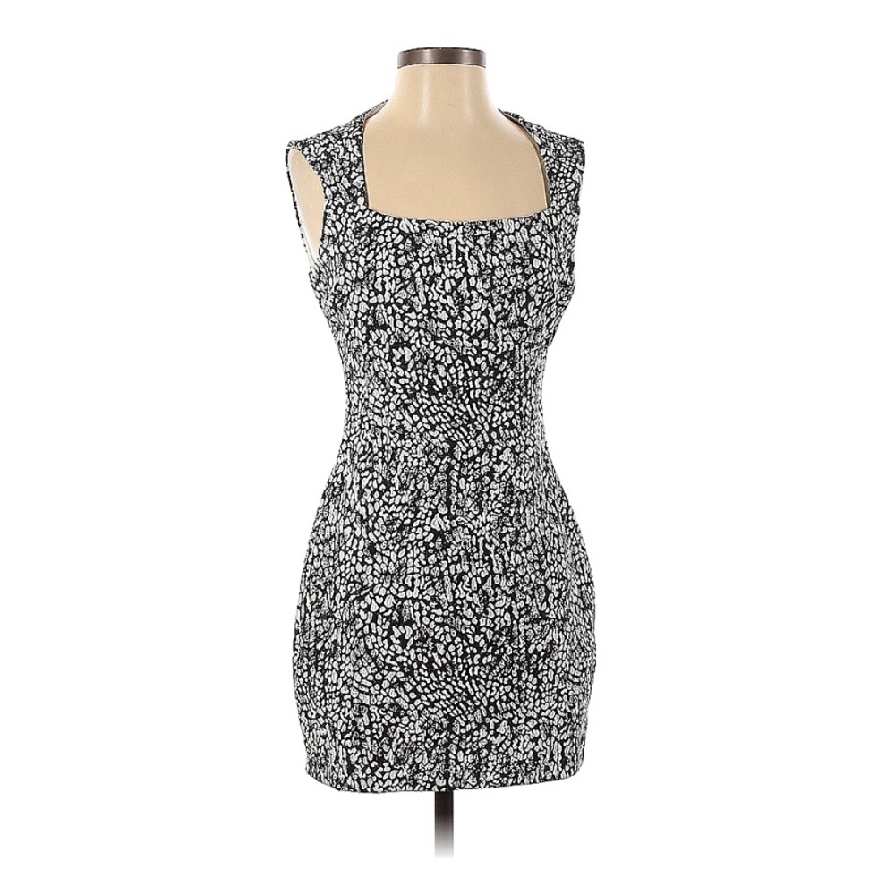 Cache//Dress